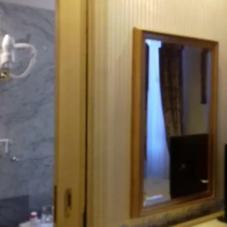 Apartahotel Suites Del Doge *
